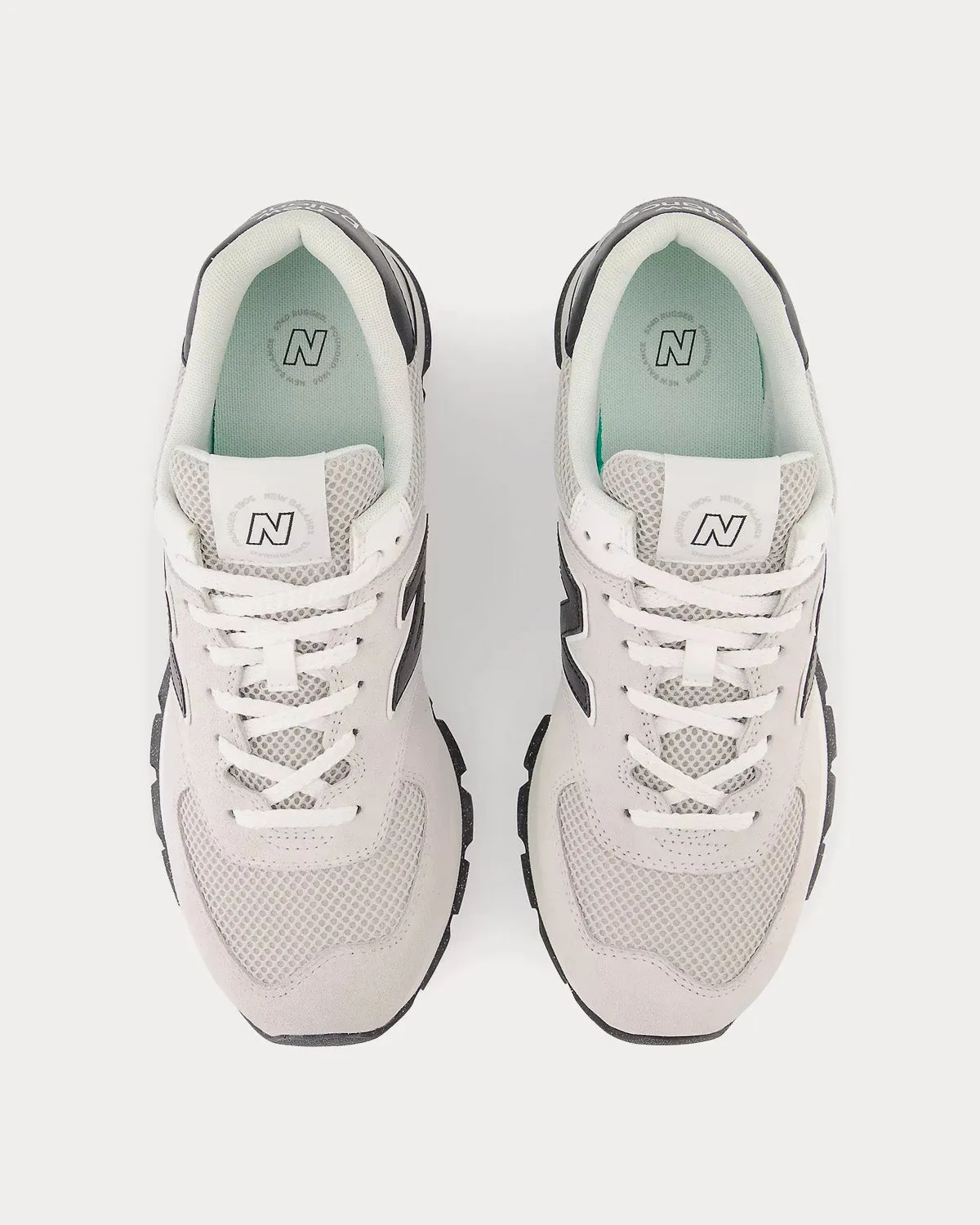 574 Grey / Black Low Top Sneakers