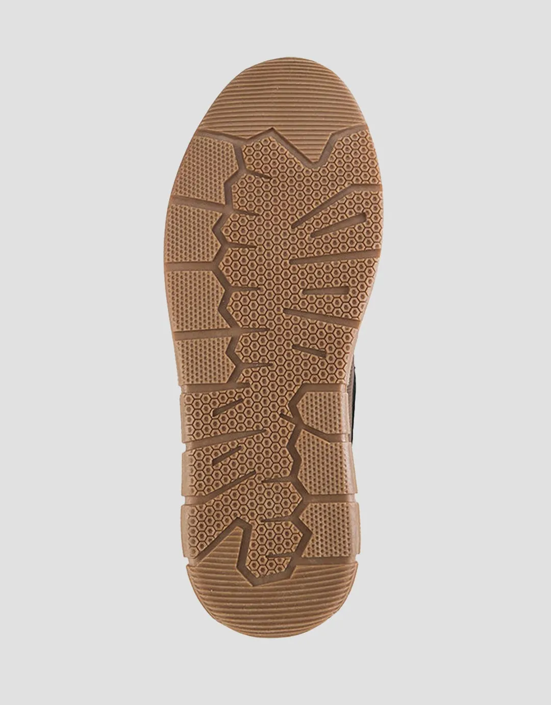 Cardinal Sepatu Casual Pria