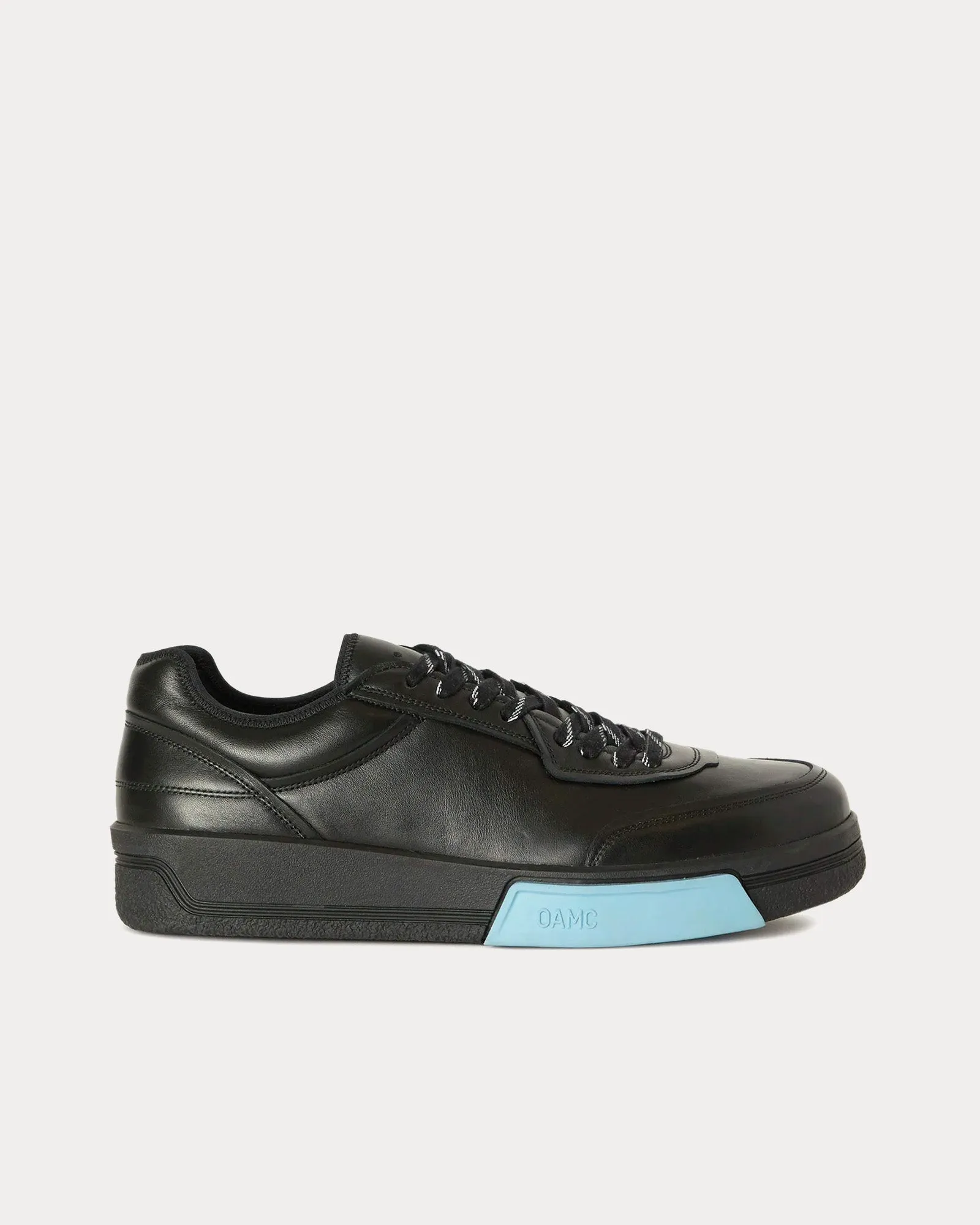 Cosmos Cupsole Black / Blue Low Top Sneakers