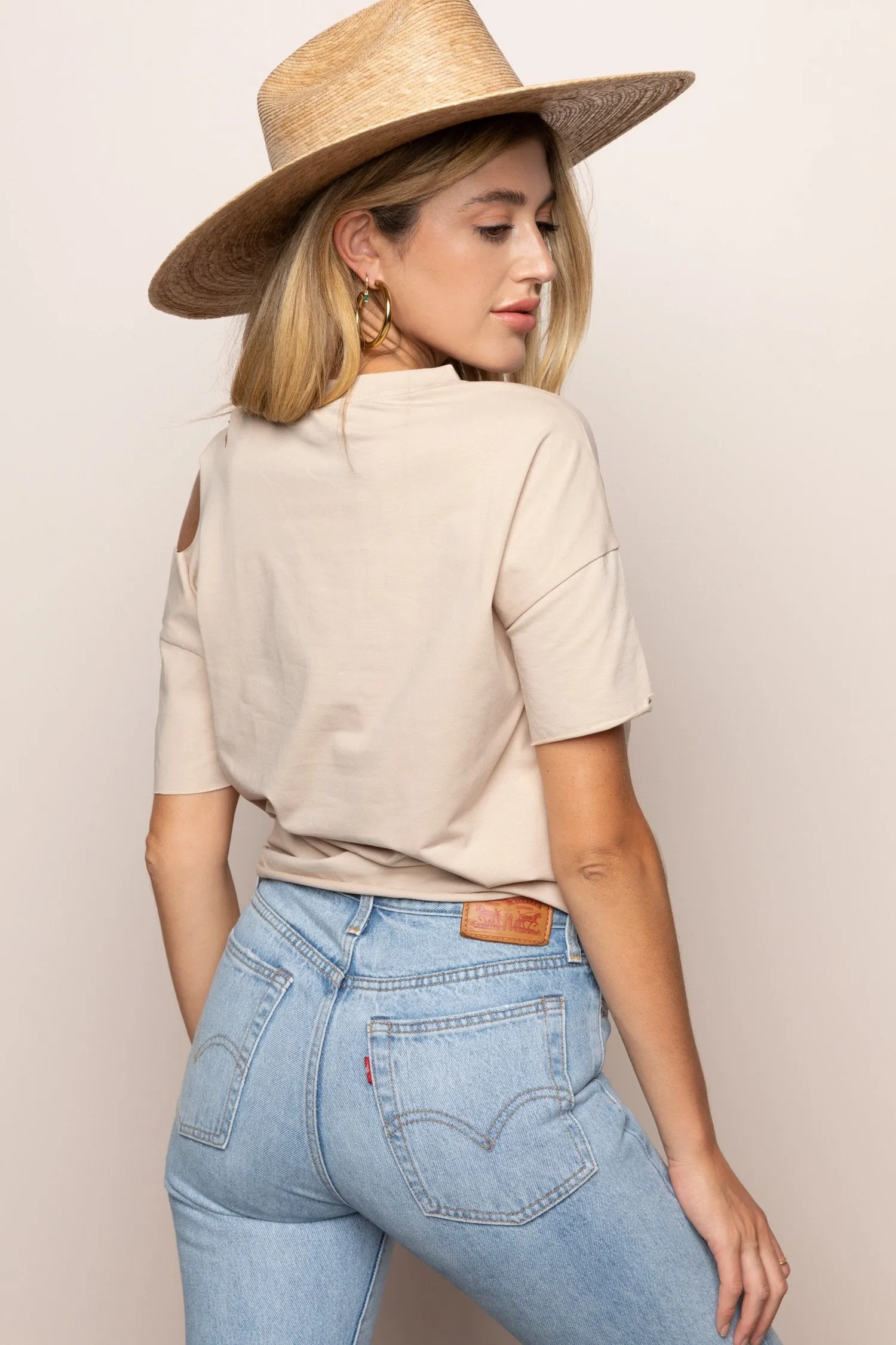 Distressed Tee in Beige