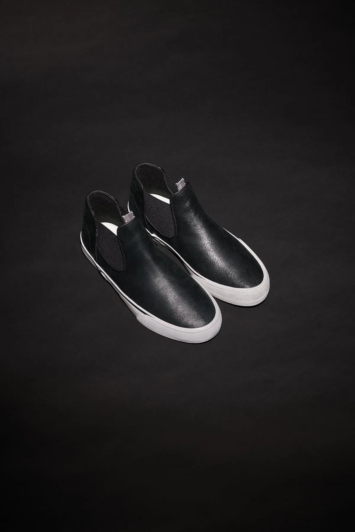 Dover - Black Distress/Gillette - Shoes