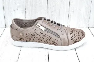 Dragonfly Women's Zip Perf Sneakers- Taupe
