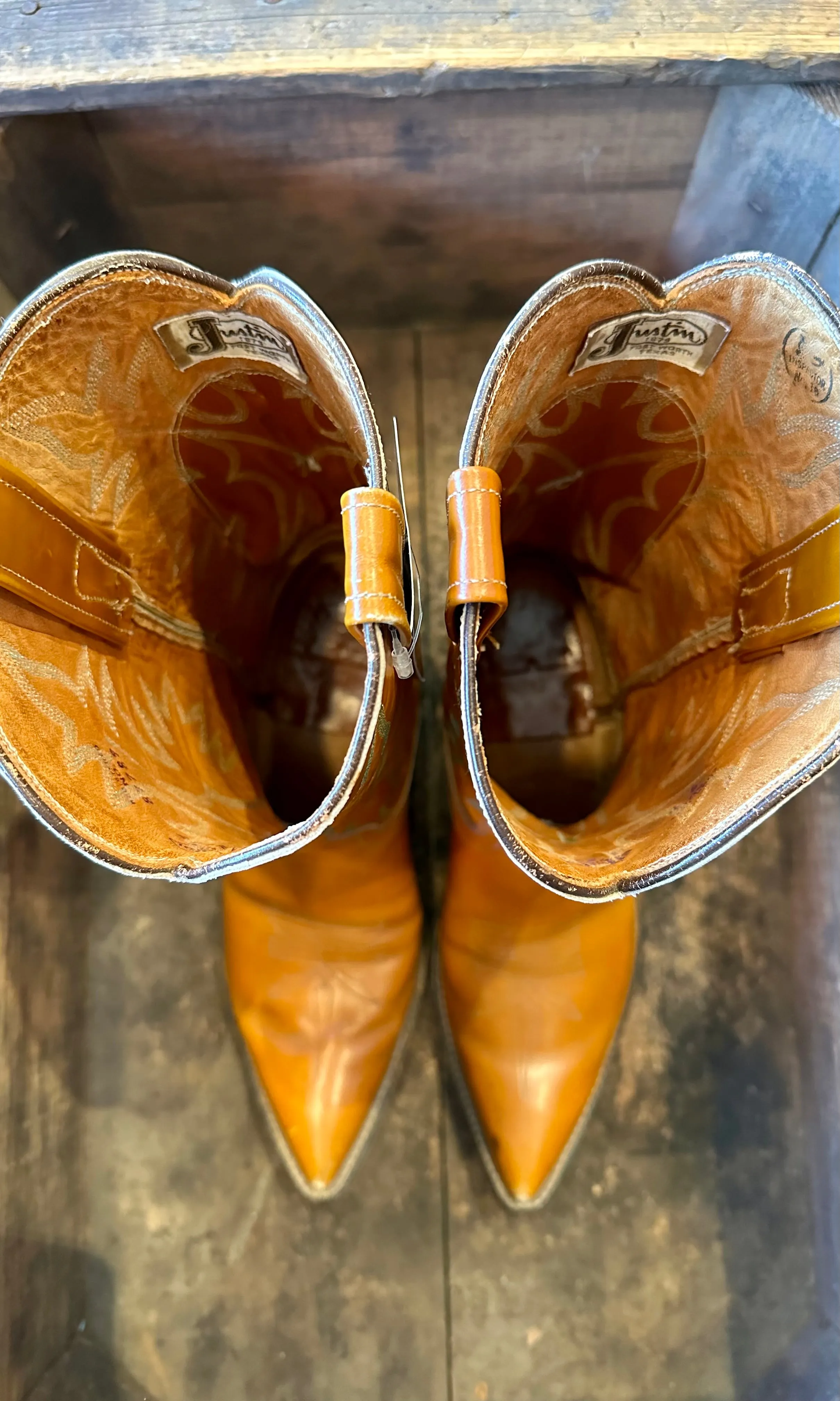 JUSTIN Vintage 60s Whiskey Leather Cowboy Boots • Mens size 9D