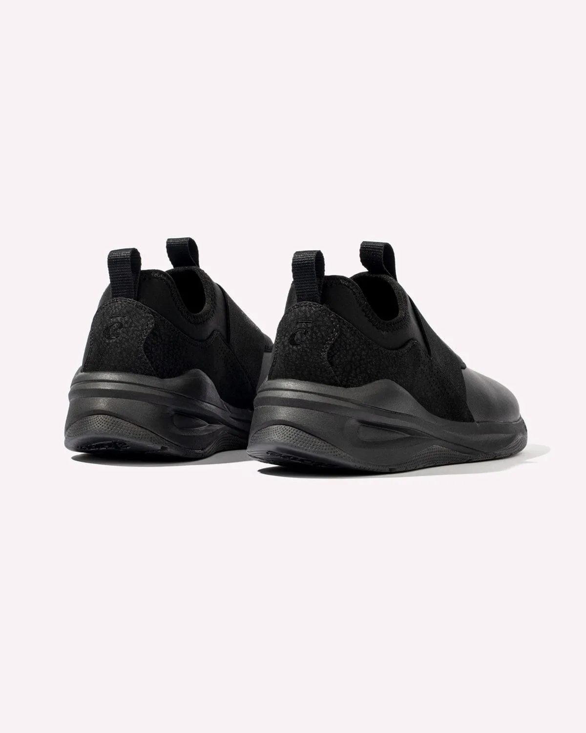 Men's Solo - All Black Option