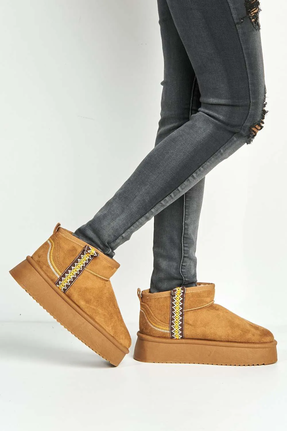 Mianee Embroidered Faux Fur Lining Chunky Sole Ankle Boots in Camel