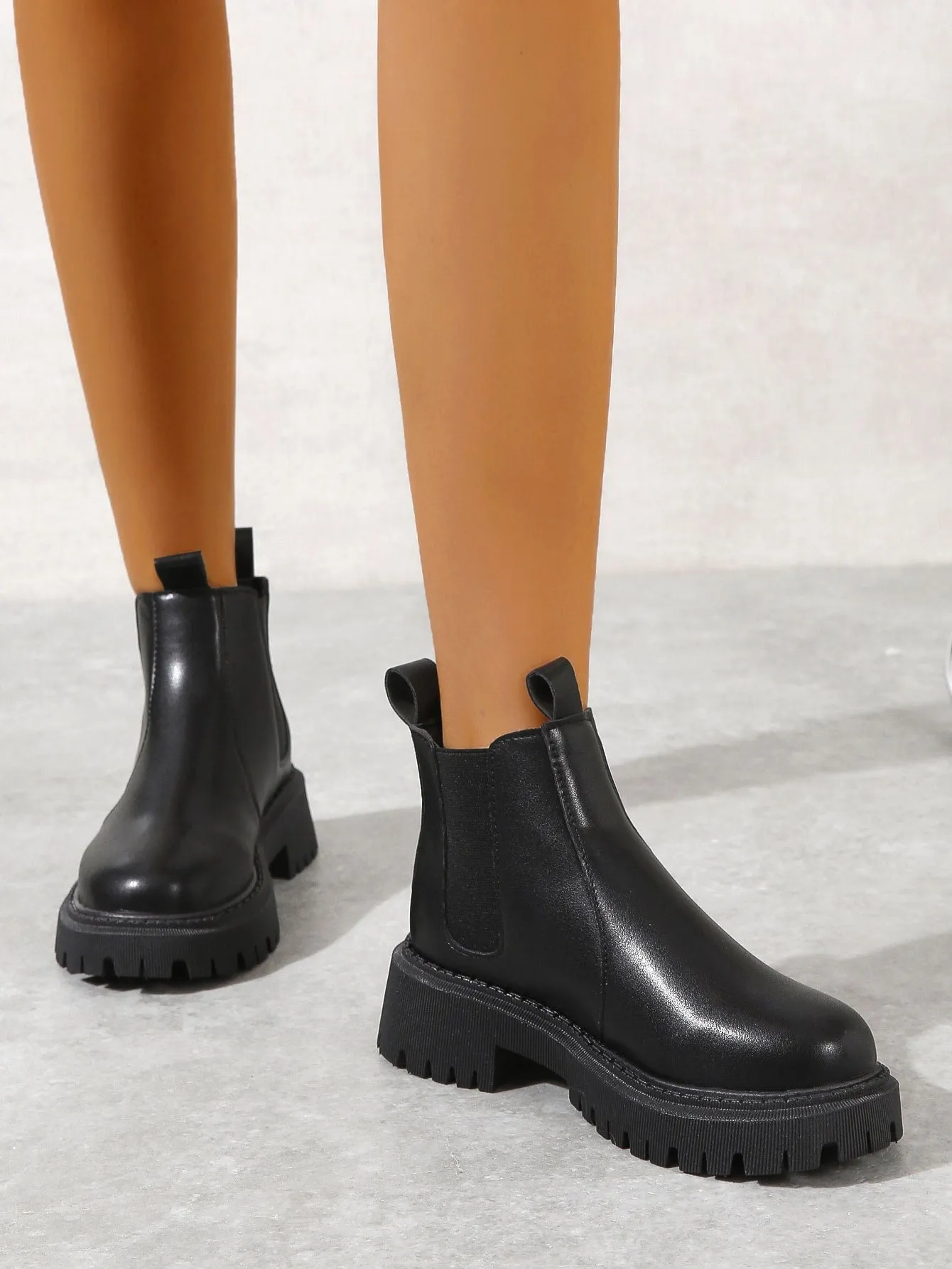 Minimalist Slip On Chelsea Boots, Preppy Outdoor Boots