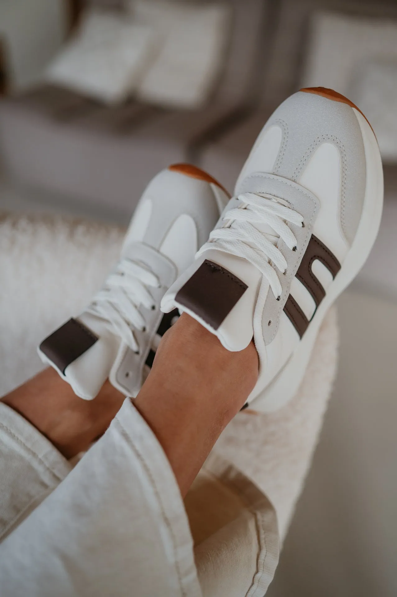 Ottanta sneakers I Beige