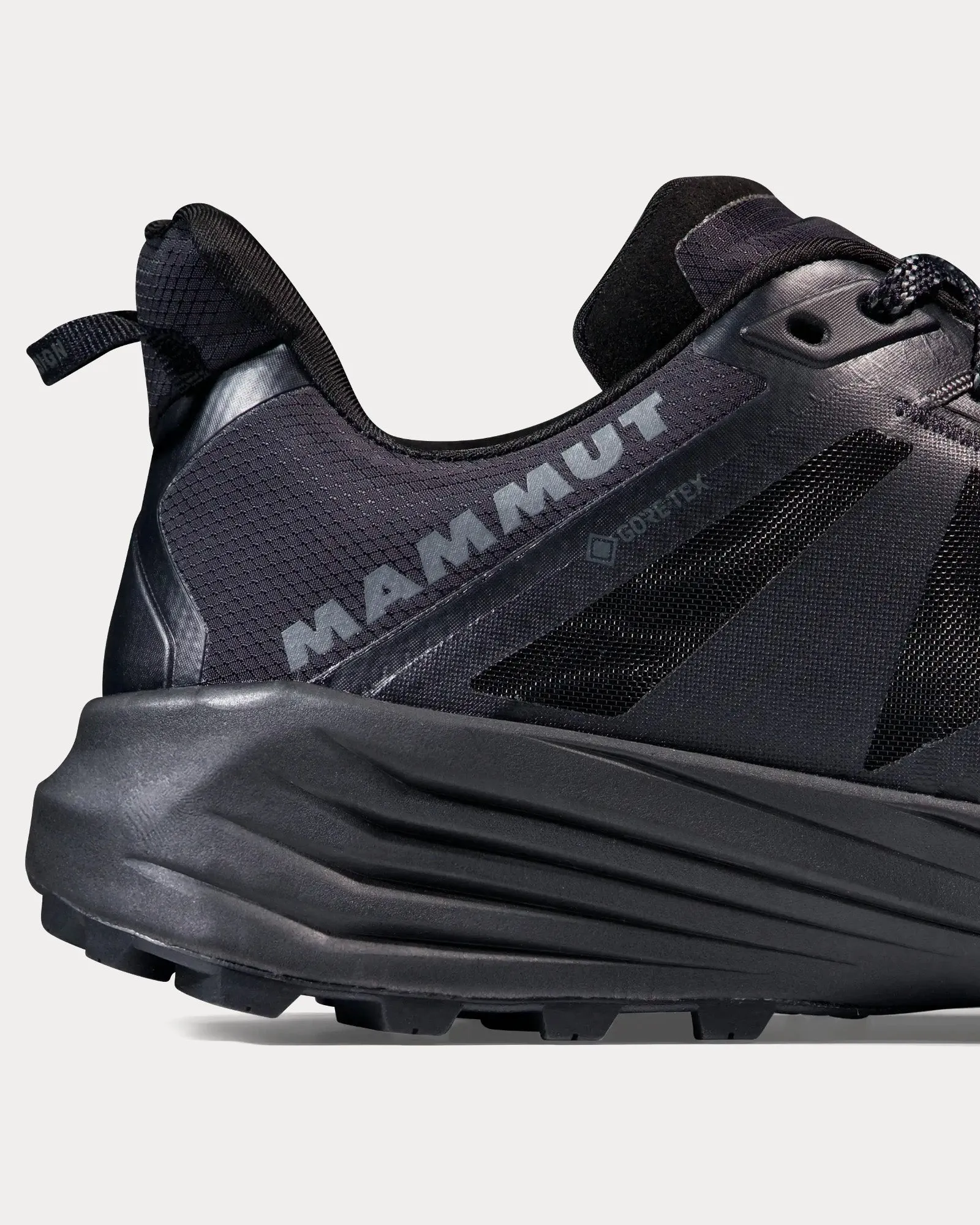 Saentis TR Low GTX Black Running Shoes