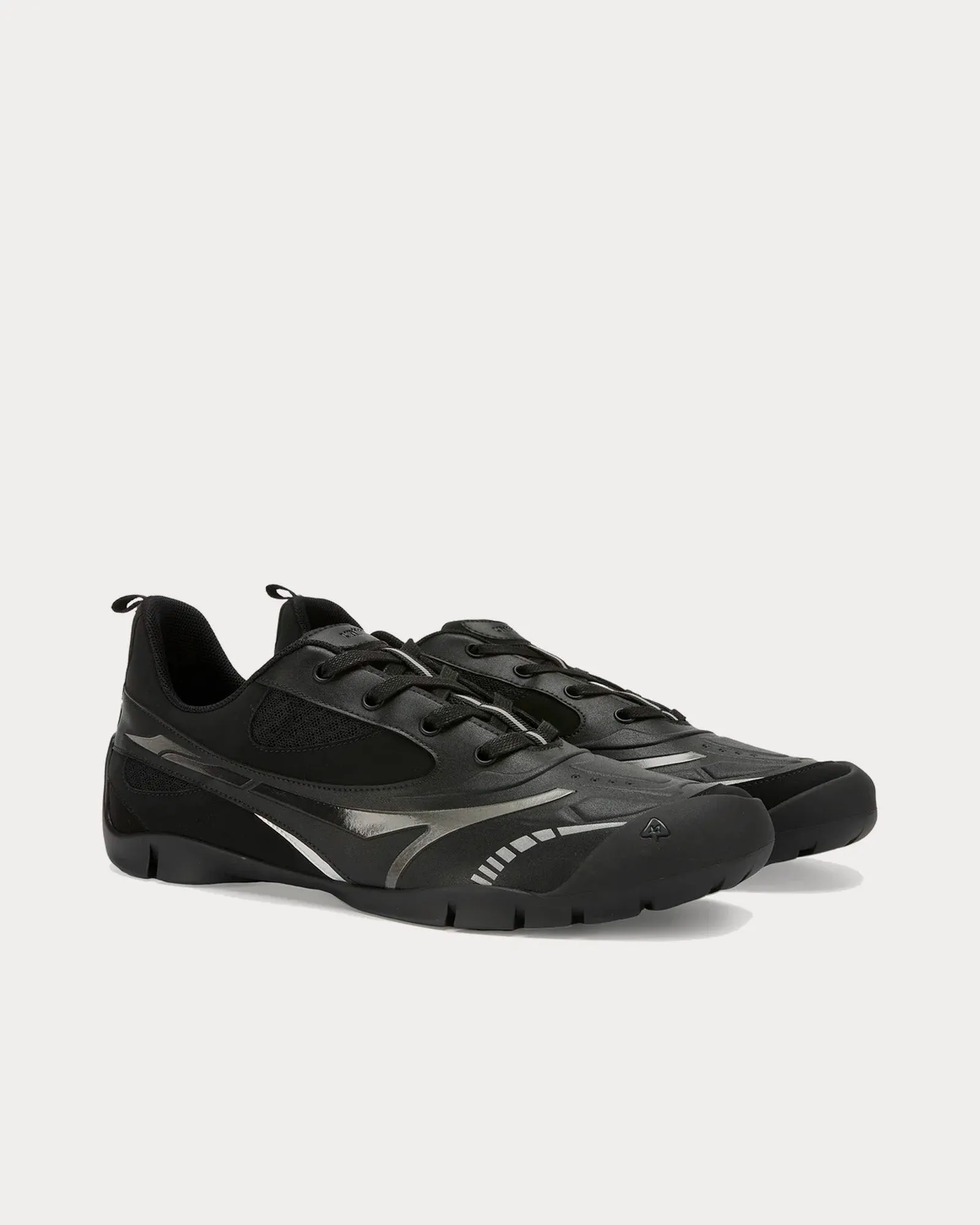 Swift Trek Black Low Top Sneakers